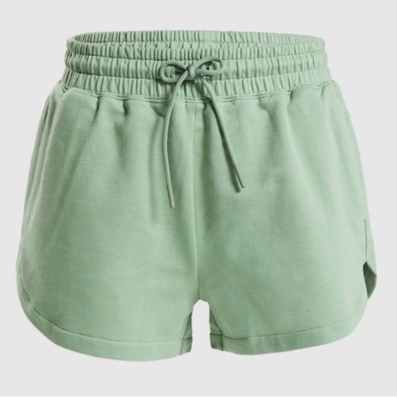 Gymshark Pants - Gymshark Legacy Fitness Loose Shorts